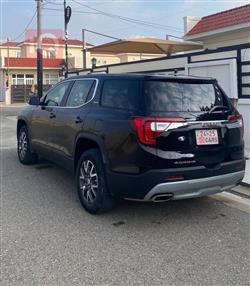 GMC Acadia